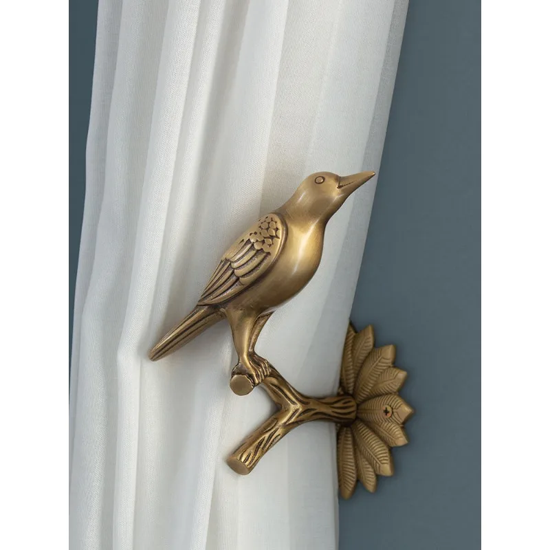 Light luxury retro brass curtain hook personalized creative bird curtain buckle curtain stall wall decoration