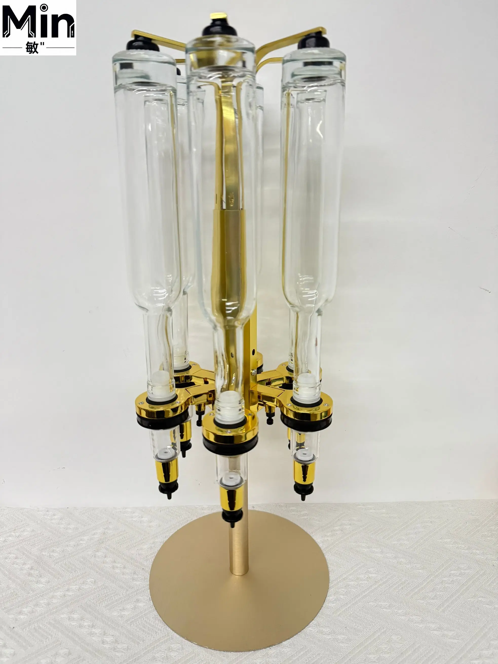 Golden Perfume Display Rack with 6 Pump Distributor 375 500 750ml Perfume Filling Machine for Bar Perfume Shop