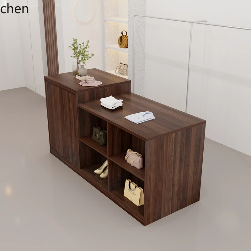 clothing store Nakajima display table checkout page women's clothing store counter display table in the middle