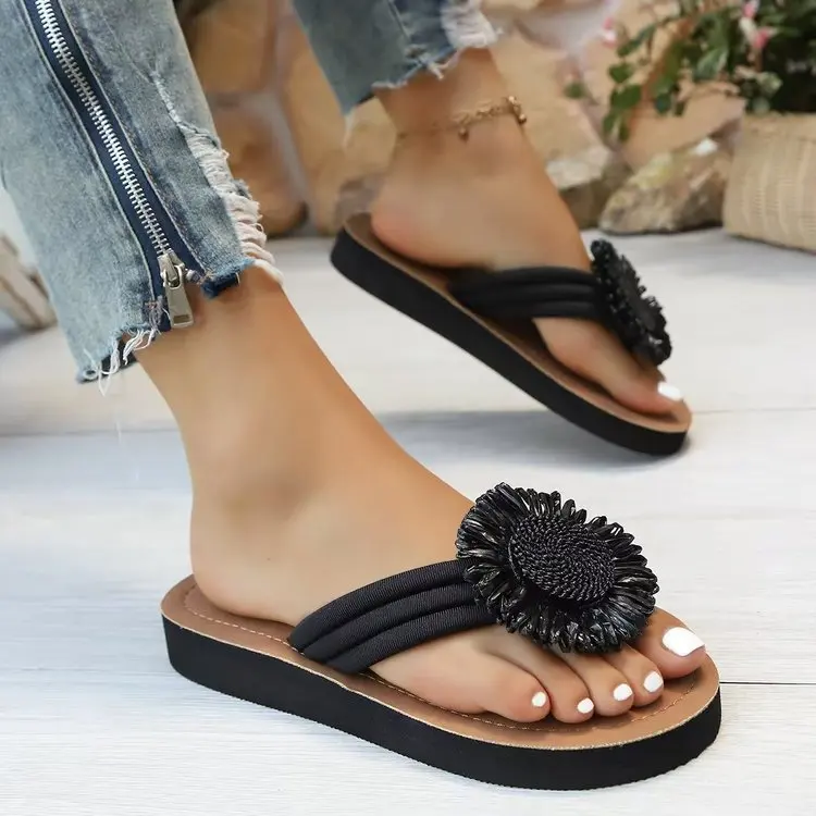 Women's Fashion Retro Sunflower Ethnic Style Flip Flop 2026 Summer New Large Size Resort Style Casual Flat Non-Slip Flip Flop