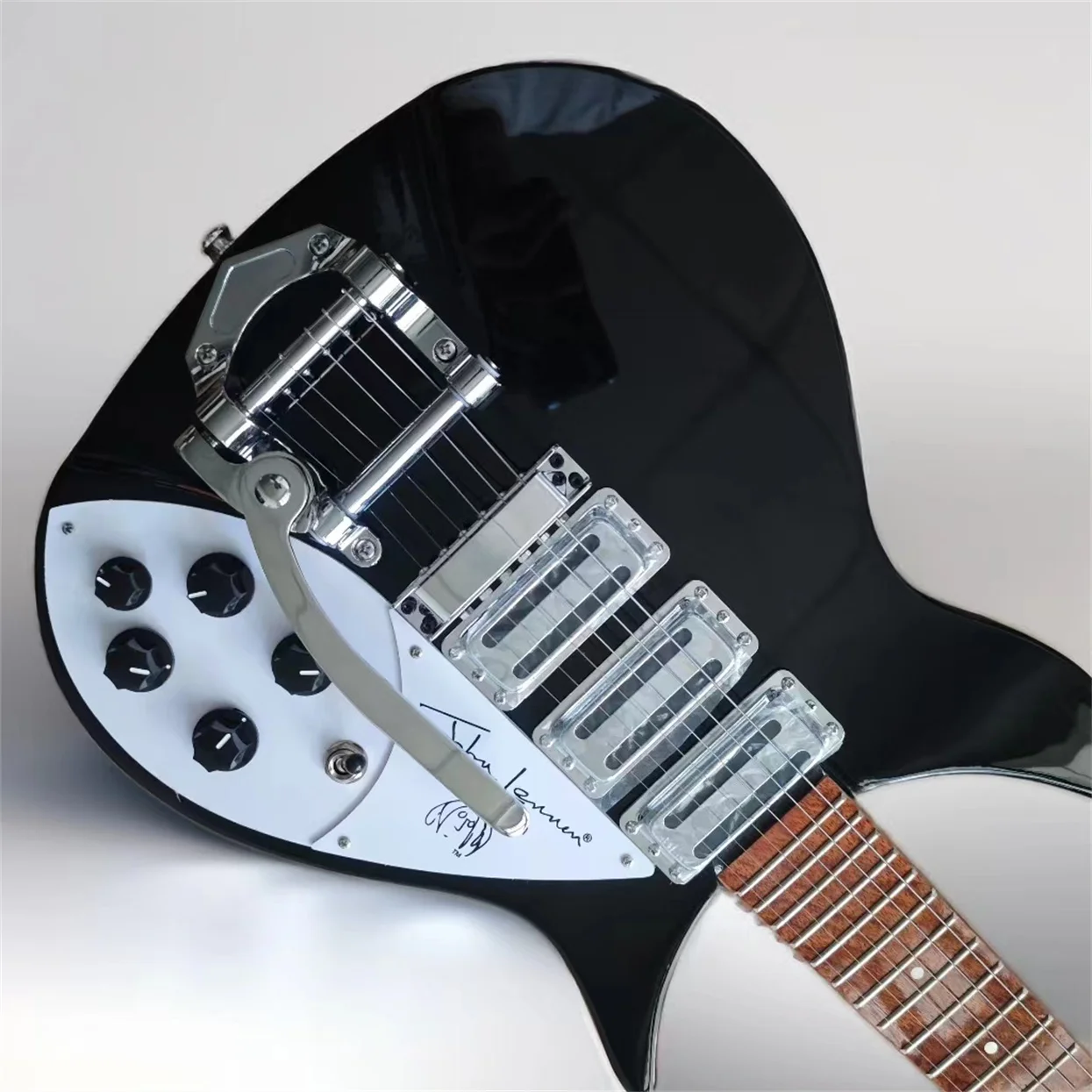 John Lennon 325 6 String Black Electric Guitar , Bigs Tremolo, Gloss Paint Fingerboard, 3 Toaster Pickups