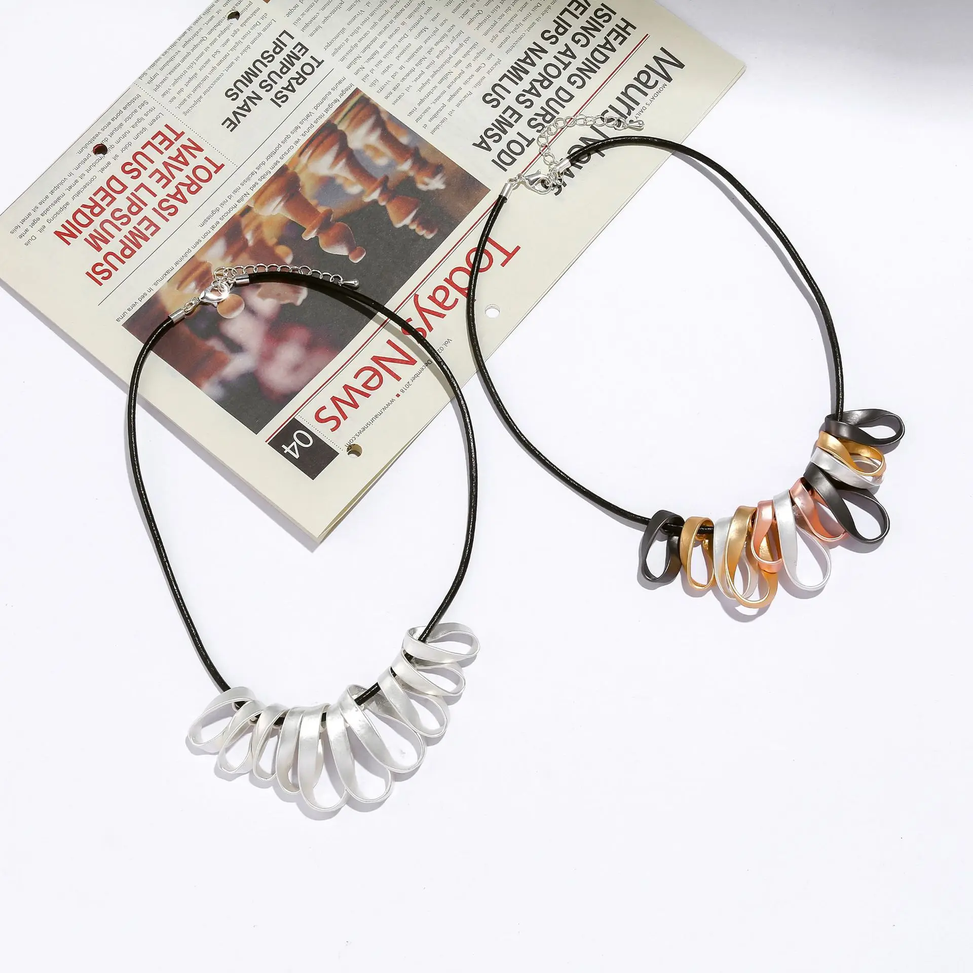 

Хит продаж: Модное европейское и американское геометрическое колье с контрастными цветами, короткое металлическое ожерелье на ключицу для женщин