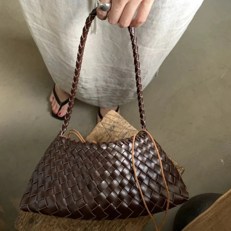 

2025New High-End Versatile Retro Handbag Single Shoulder Mother-Daughter Bag Soft Leather Hand-Woven Underarm Bag Women