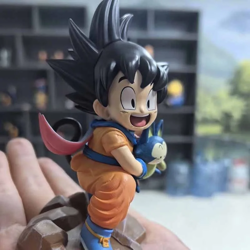 Bandai 9/15cm Dragon Ball Q version childhood little Goku hugging Pur scene car chassis ornament anime model figurine wholesale