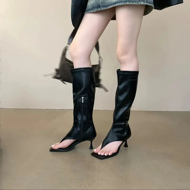 

Black Long Boots Summer Sandals Woman Low Heels Thong Gladiators Shoes Fashion High Heels Ladies Knee Boots 2026
