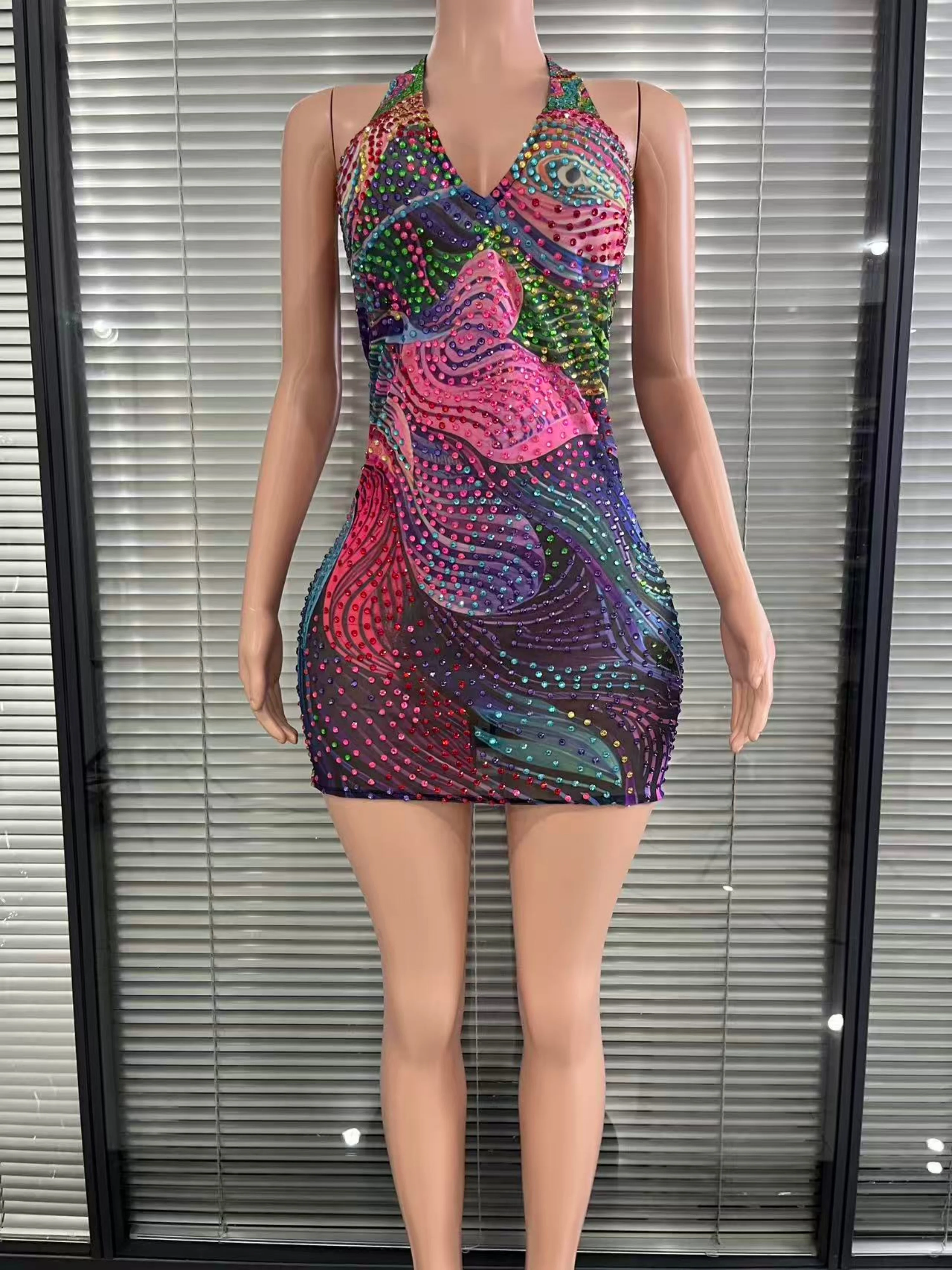 

Sexy Vibrant Multicolor Sparkling Beaded Halter Mermaid Gown Deep V-Neck Bodycon Performance Costume Nightclub Red Carpet Gown