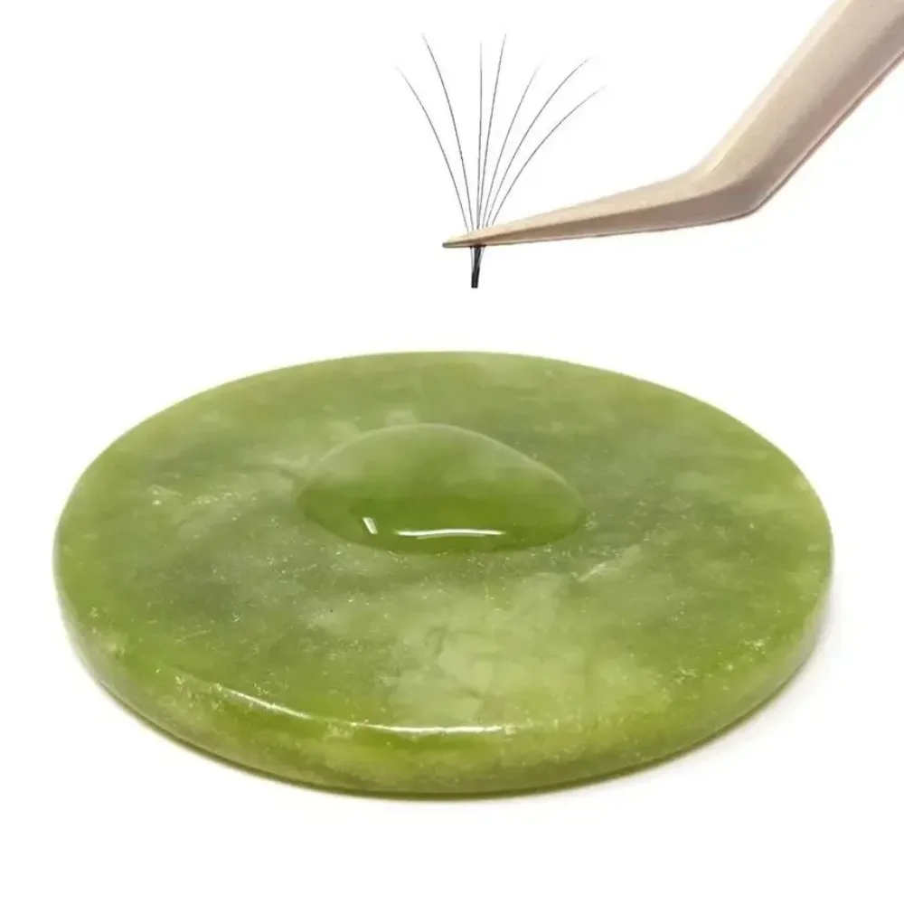 Natural Eyelash Extension Jade Slice Crystals Polishing Healing Reiki Color Aquarium Mineral Flakes Decoration