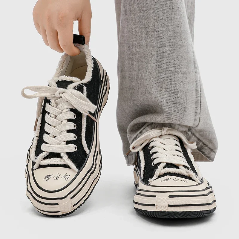 

Men's Vulcanized Shoes with Thick Sole and Enlarged Low Cut, Suitable for Men's Sports Shoes Canvas Shoes Protective Sole Shoes