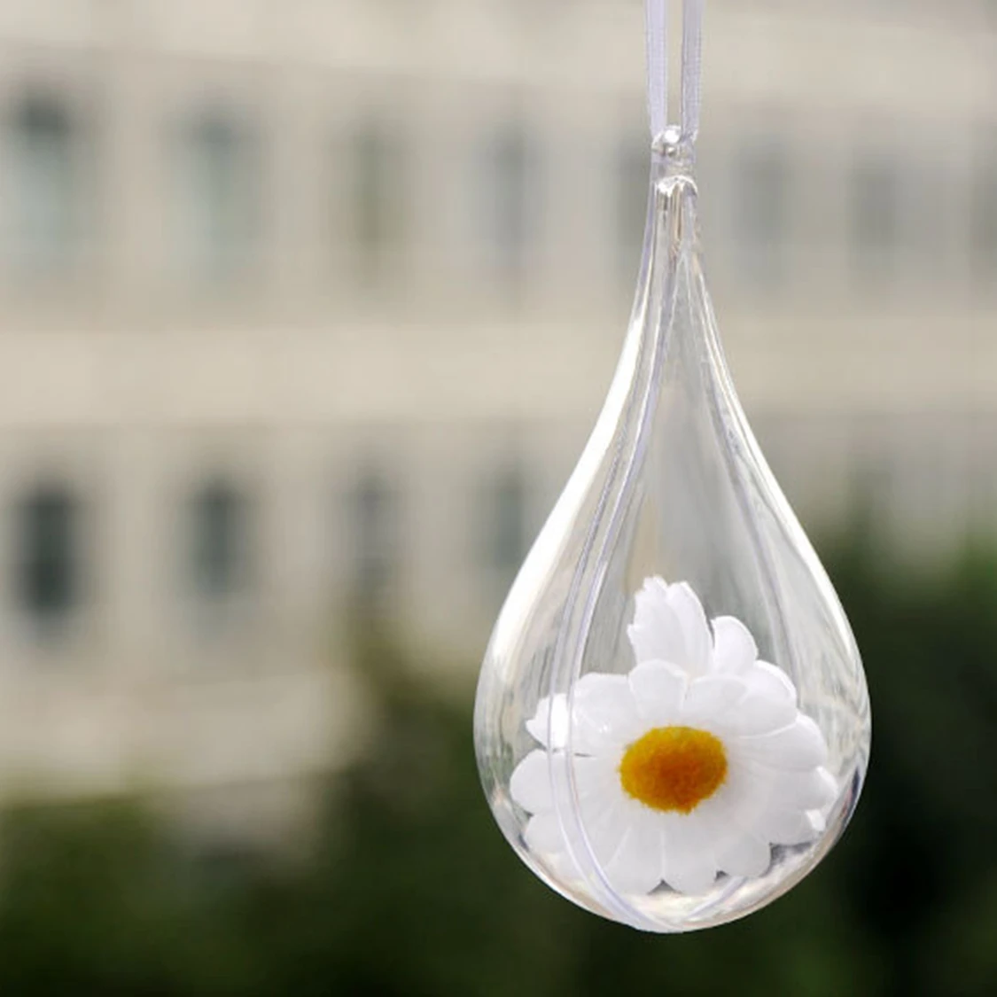 

10pcs of Transparent hollow water droplet plastic balls ornaments, it can be open and put decorations inside