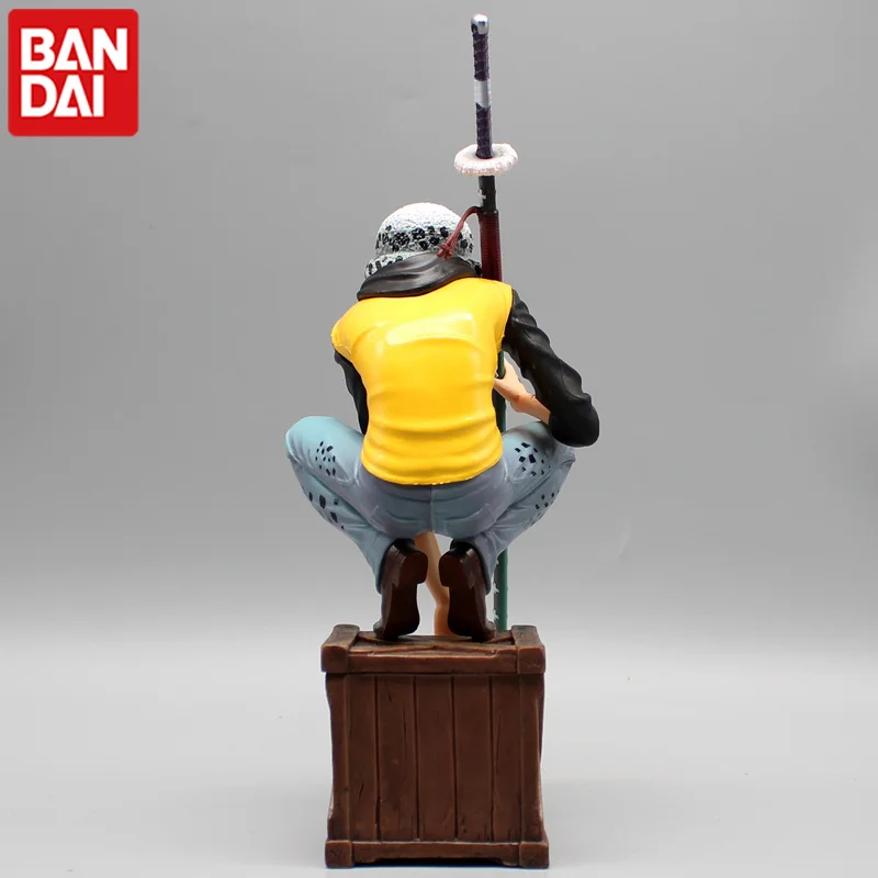 Figurines d'action de dessin animé One Piece, posture de squat, loi de l'eau Trafalgar D, le royaume de FTP, modèle d'ornement de renforcement, jouet pour enfant