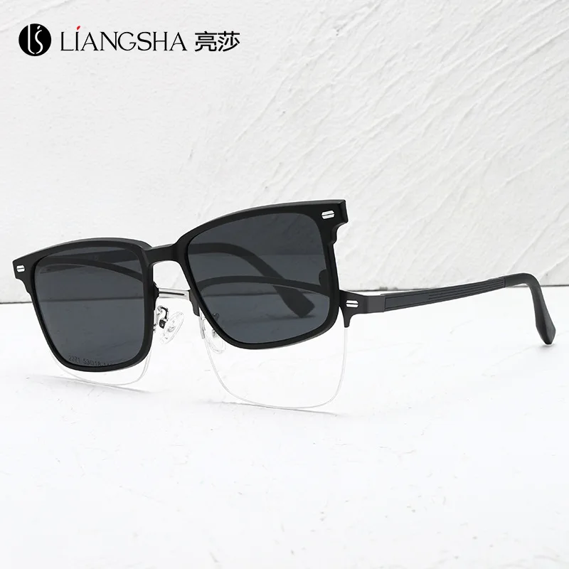 Men's Sunglasses New Best-Seller on Douyin with Myopia Set of Glasses Fashion Sunglasses Polarized with Magnet Adsorption Clip B