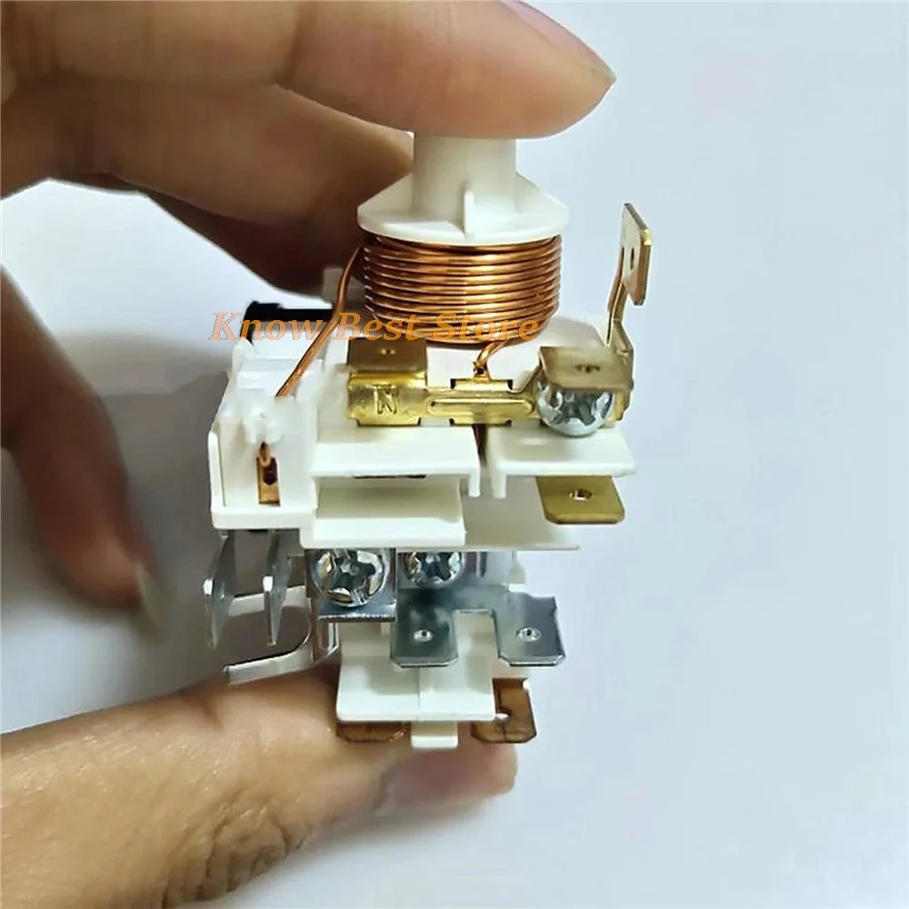 1PCS Refrigerator PTC Starter Relay QLZ-6.40A Compressor Overload Protector