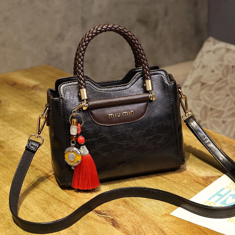 

Genuine Leather Women's Bag 2025 New Trendy Fashion Versatile Cowhide Messenger Women's Portable Shoulder Bag