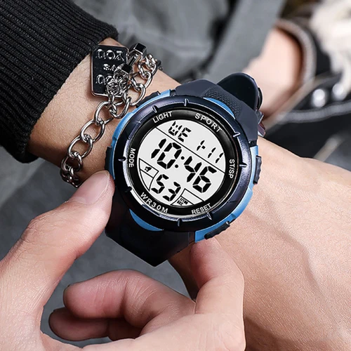 Relojes deportivos electrónicos para hombre, reloj de pulsera Digital multifunción, reloj deportivo masculino a prueba de sudor, reloj de pulsera con alarma