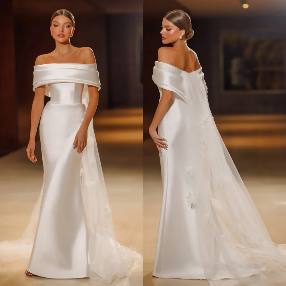 

Customized Exquisite White Satin Wedding Dress Temperament Boat Neck Off the Shoulder Short Sleeves Chapel Train Bridal Gowns
