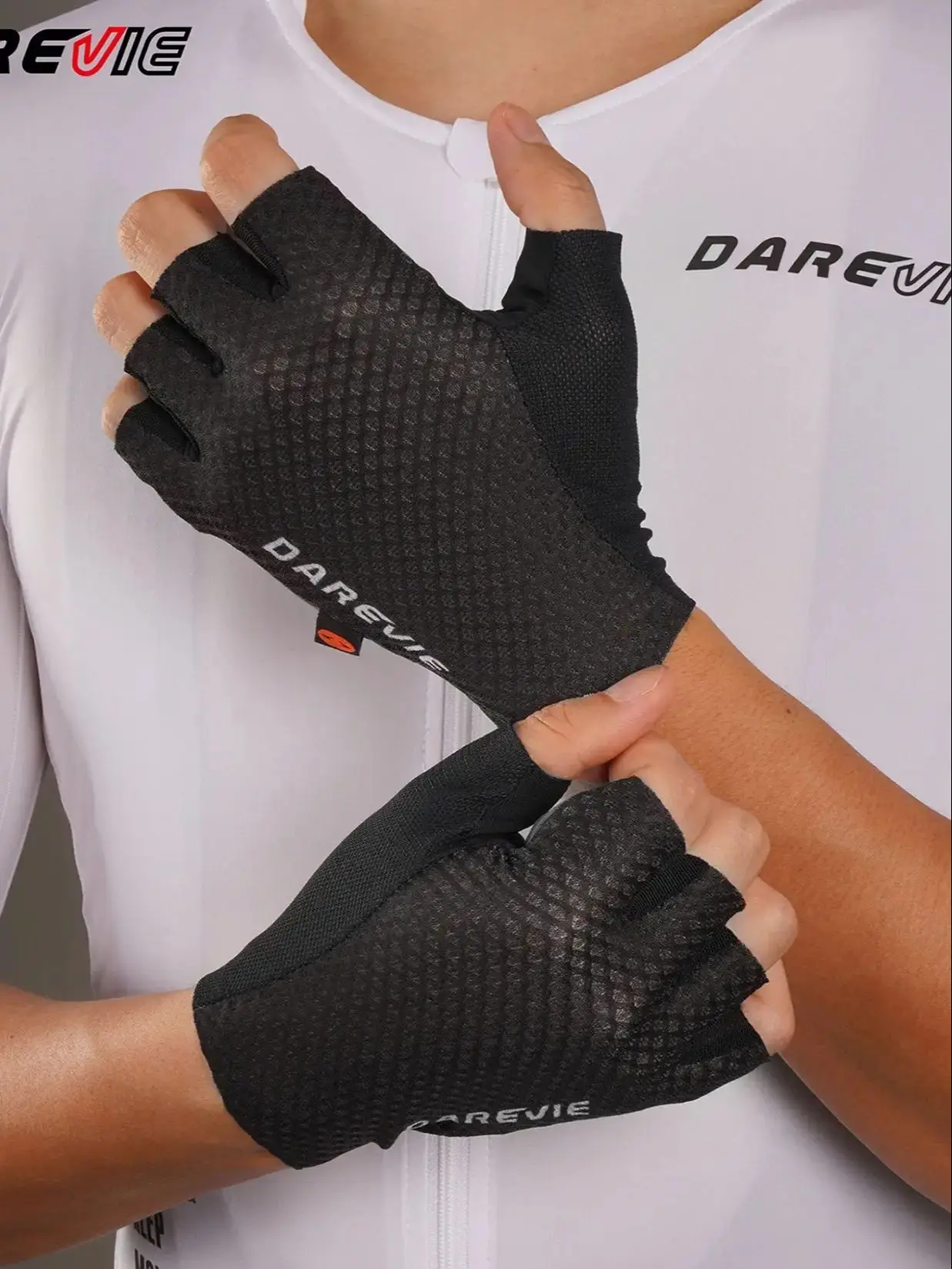 AliExpress DAREVIE Men's Cycling Sloves ELASTIC INTERFACE TEAM PALM 80 KG/m3 Pad Cycling Gloves Anti Slip Shockproof Durable Sport Gloves