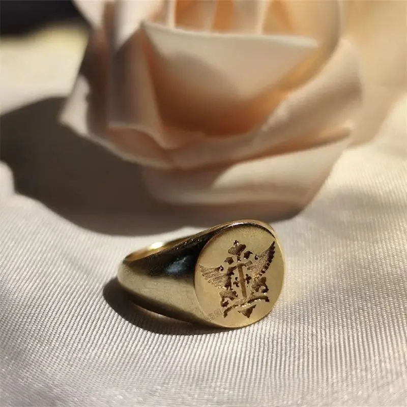 Black Butler Ring Signet Rings for Women Ciel Phantomhive Jewelry Party Fashion Trend Gold Color Metal Sebastian Accesorios Gift