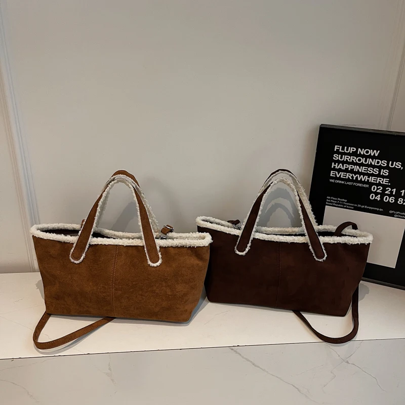 كبير قصير مقبض بولي Leather الجلود بلون حمل الحقائب للنساء 2025 الشتاء السيدات حقيبة كتف الإناث حقائب اليد الرجعية