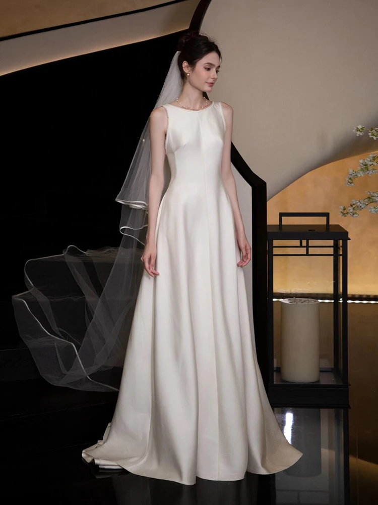 

Элегантное атласное свадебное платье в простом стиле для выездных и уличных церемоний, белое, длинное