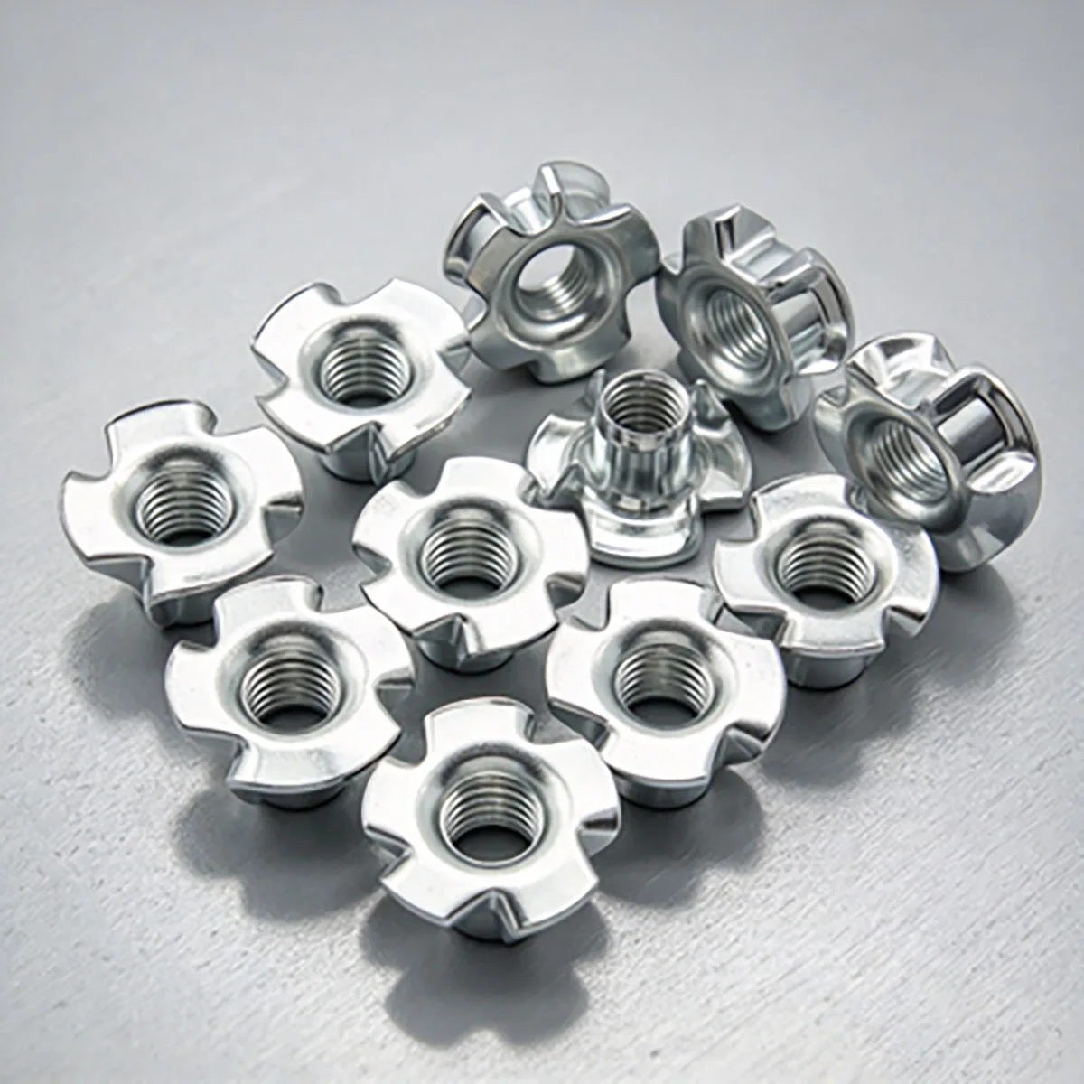 Speaker Wood Insert Nut Four Pronged Tee Nut Screw-in Fastener M3 M4 M5 M6 M8 M10 304 SS & Zinc Plated Steel Furniture T-Nut