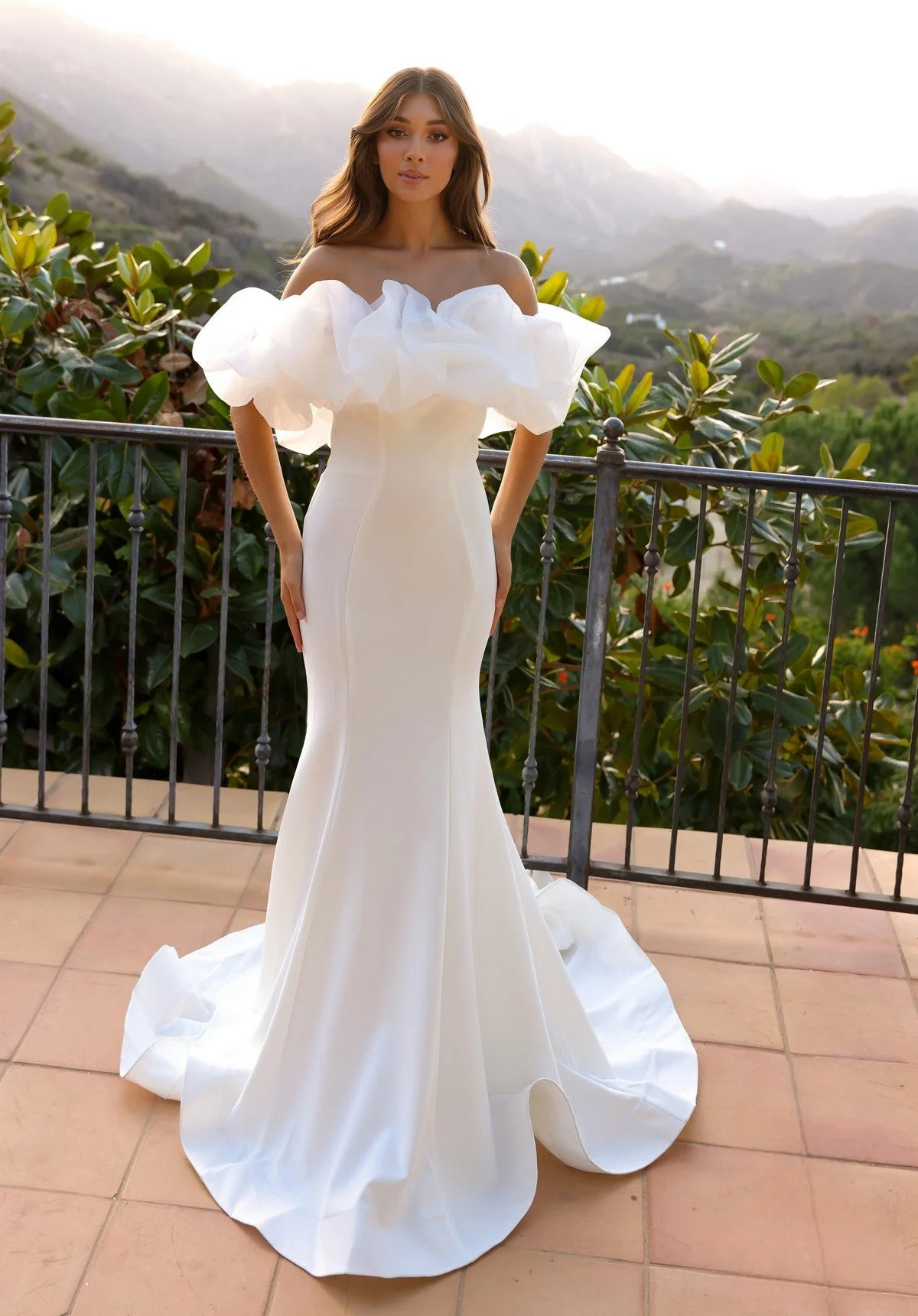 Off-the-shoulder Strapless Mermaid Brides Wedding Dresses Ruffles Corset Sleeveless Evening Gowns Backless Formal Ball Gowns