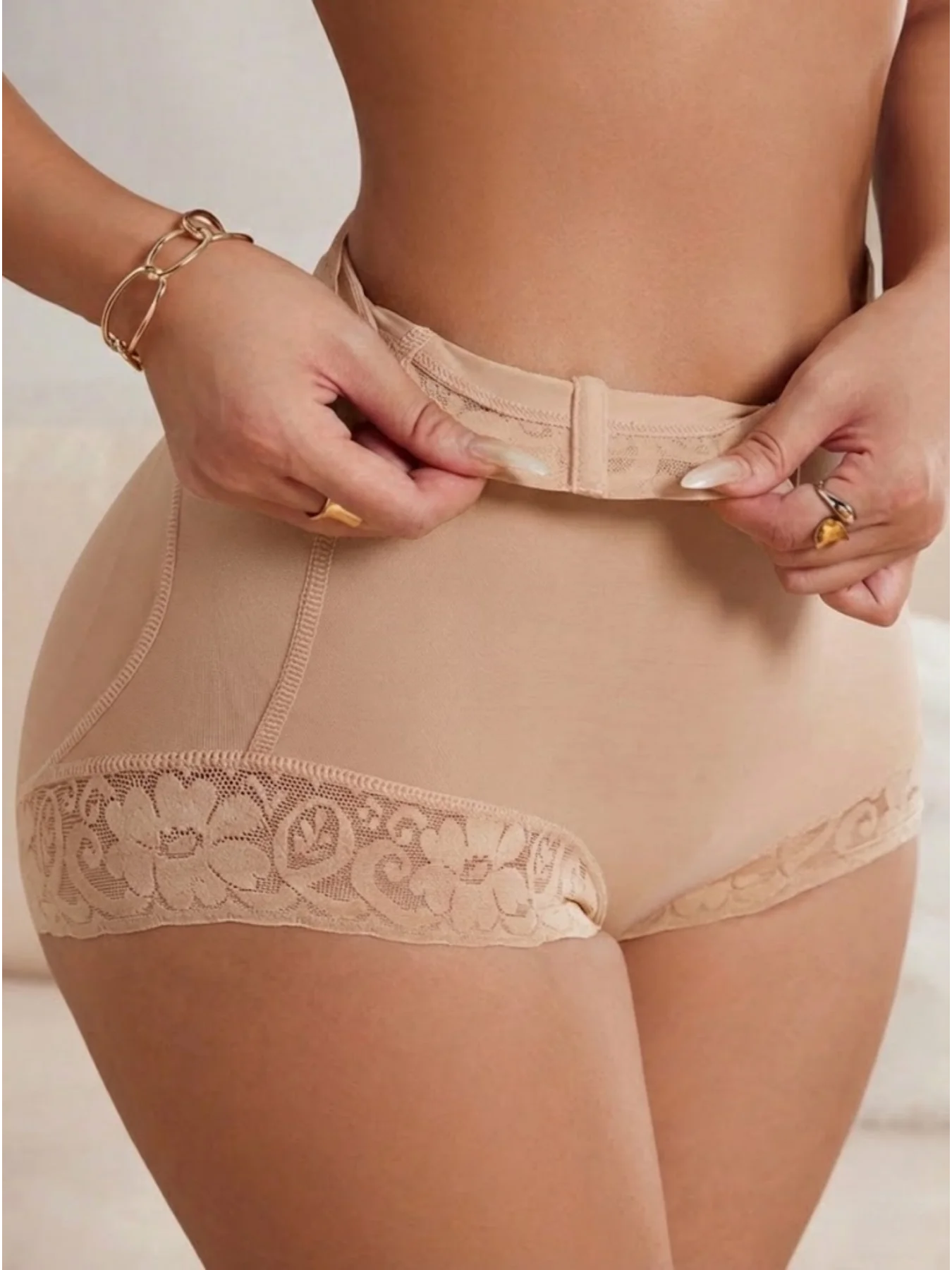 Women's Solid Color Shapewear Shorts, Lace Trim Tummy Control Booty Enhancer Comfortable, Body Shaper for Curvy Silhouette view 3