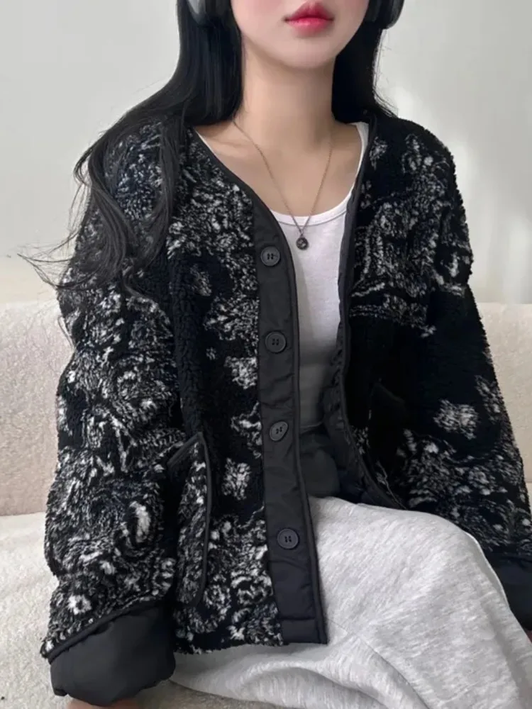 

Chic Autumn Winter Lamb Fur Gradient Cotton Jacket Vintage Single Button V Neck Slimming Versatile Korean Style Loose Fit Coat