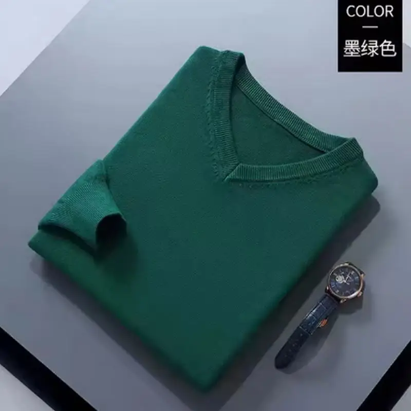 Dark green V