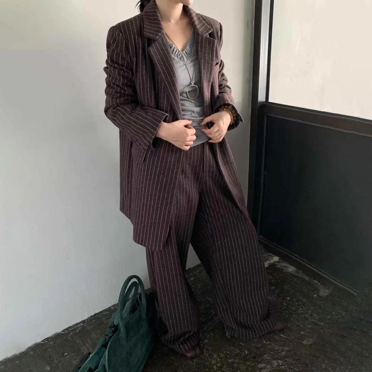 

KWTX Women's Notch Lapel Stripes Suit Set Designer Blazer Pants Autumn Winter Collection Office Wear Fashion Matching Outfit