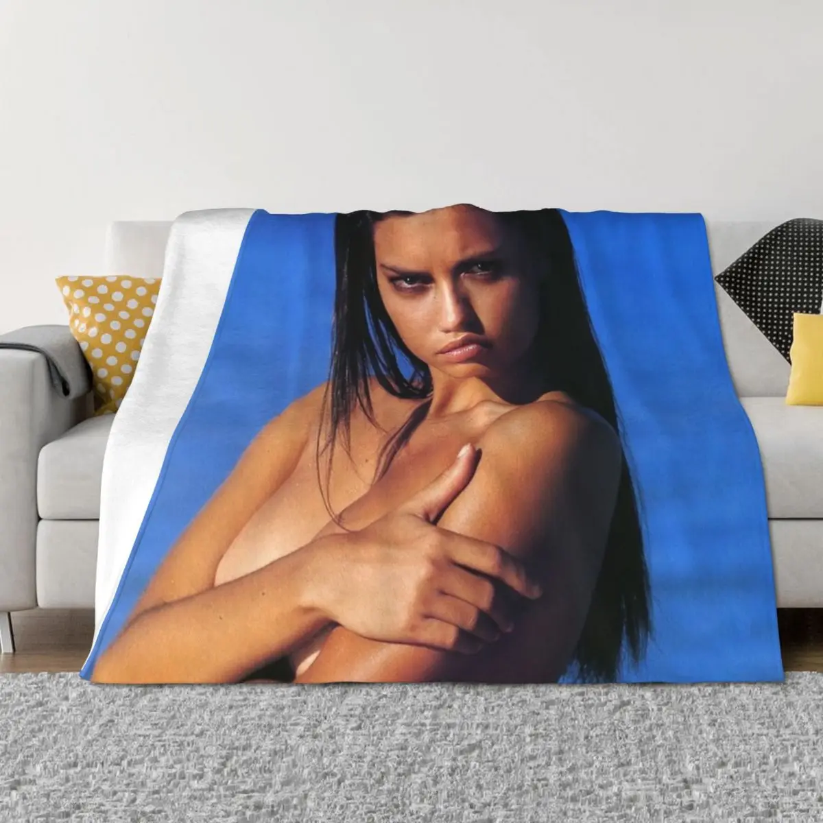 

Adriana lima Throw Blanket Baby Loose Sofa Throw Nap Blankets