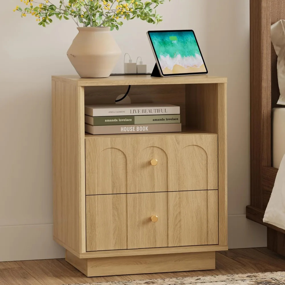 

Прикроватная тумбочка со встроенной зарядной станцией, прикроватная тумбочка в средневеково-современном арочном стиле, прикроватный столик в богемном стиле с текстурой под дерево