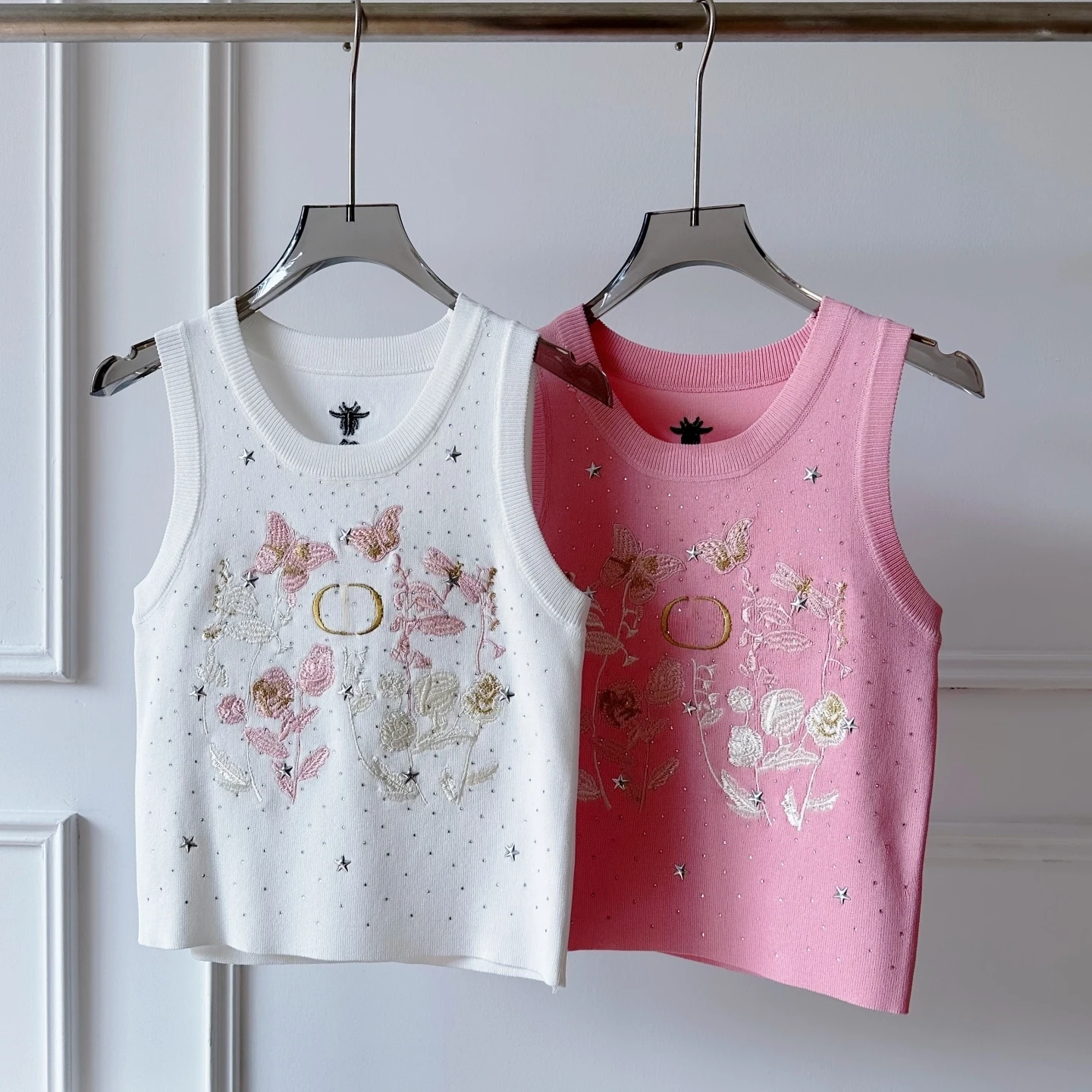 

Розовый женский укороченный вязаный жилет с вышивкой, облегающий, с эластичными вставками, летний, модный, повседневный, с круглым вырезом