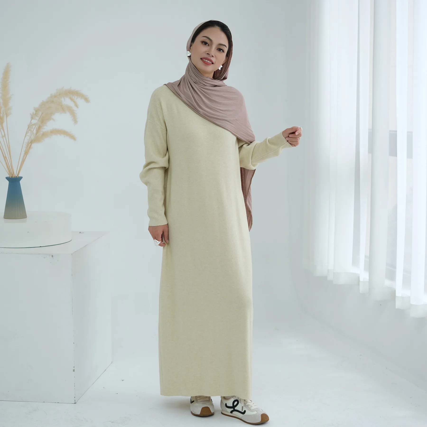 

Winter Knitted Abaya Dubai Luxury Warm Muslim Long Dress Closed Abayas for Women Turkish Kaftan Robe Ramadan Eid Islam Clothes