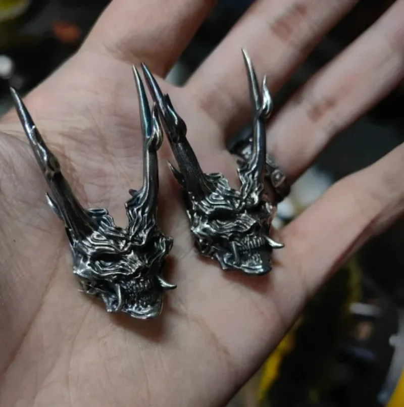 Creative Retro Night Fork King Mask Pendant Necklace Outdoor Portable EDC Tool