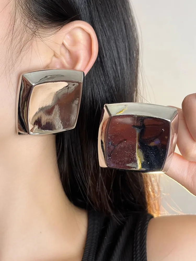 2023 New Simple Stud Earring Exaggerated Large High-end Geometric Square Copper Matte Metal Trendy Earring for Women Jewelry