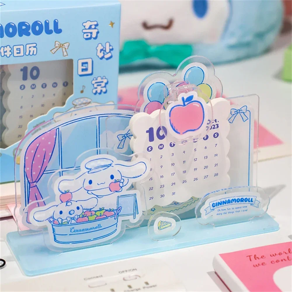 Oryginalny kalendarz z kreskówek Sanrio Cinnamoroll na rok 2025, uroczy akrylowy kalendarz biurkowy Kuromi Melody, ozdoba do składania, prezenty dla dziewczynek