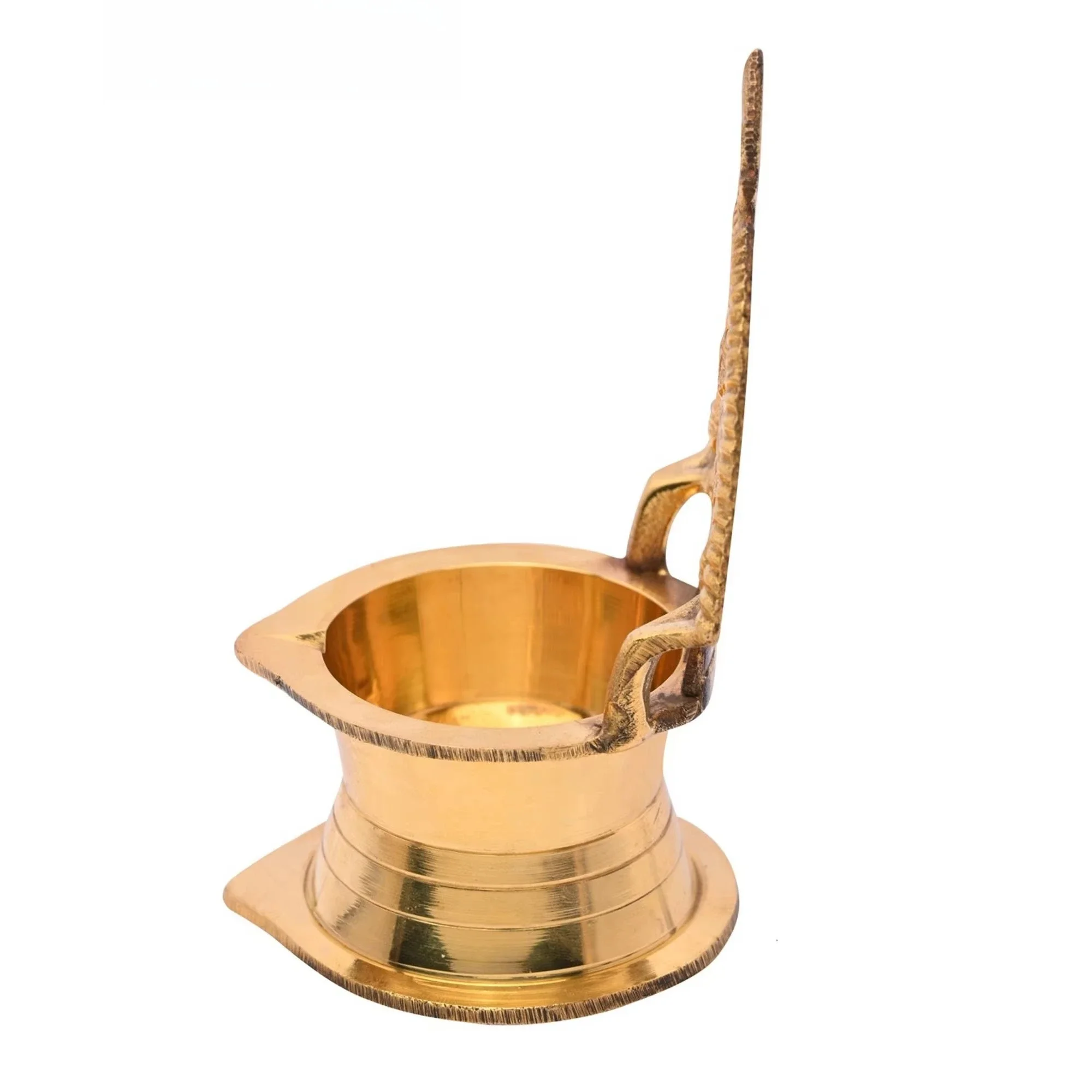 Handmade 5-inch brass oil lamps and accessories made in India