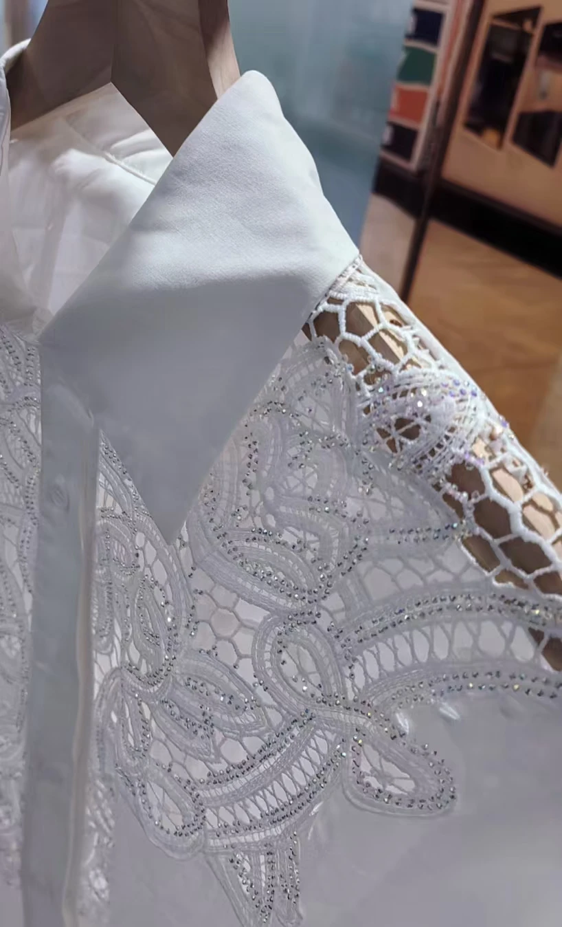 

High-end Hollow Out Embroidery Diamonds Drilling Loose Casual Cotton Full Sleeve Shirts Blouses Women 2025 Single Breasted Tops