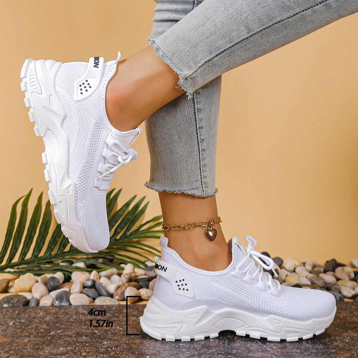 Women's casual shoes, trendy and versatile, mesh, breathable, soft-soled, lace-up casual sports shoes