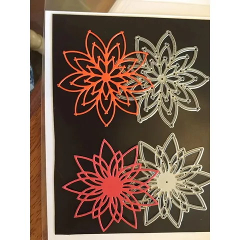 Металлические трафареты для скрапбукинга Flower 2 шт.