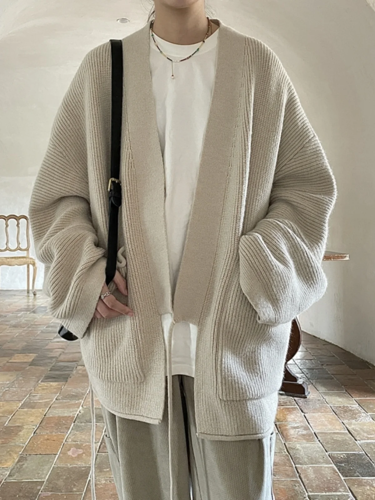 

Men's Minimalist Kimono Cardigan Oversized V-Neck Long Sleeve Fall Winter Knit Sweater Coat Premium Loose Fit Layering Outerwear