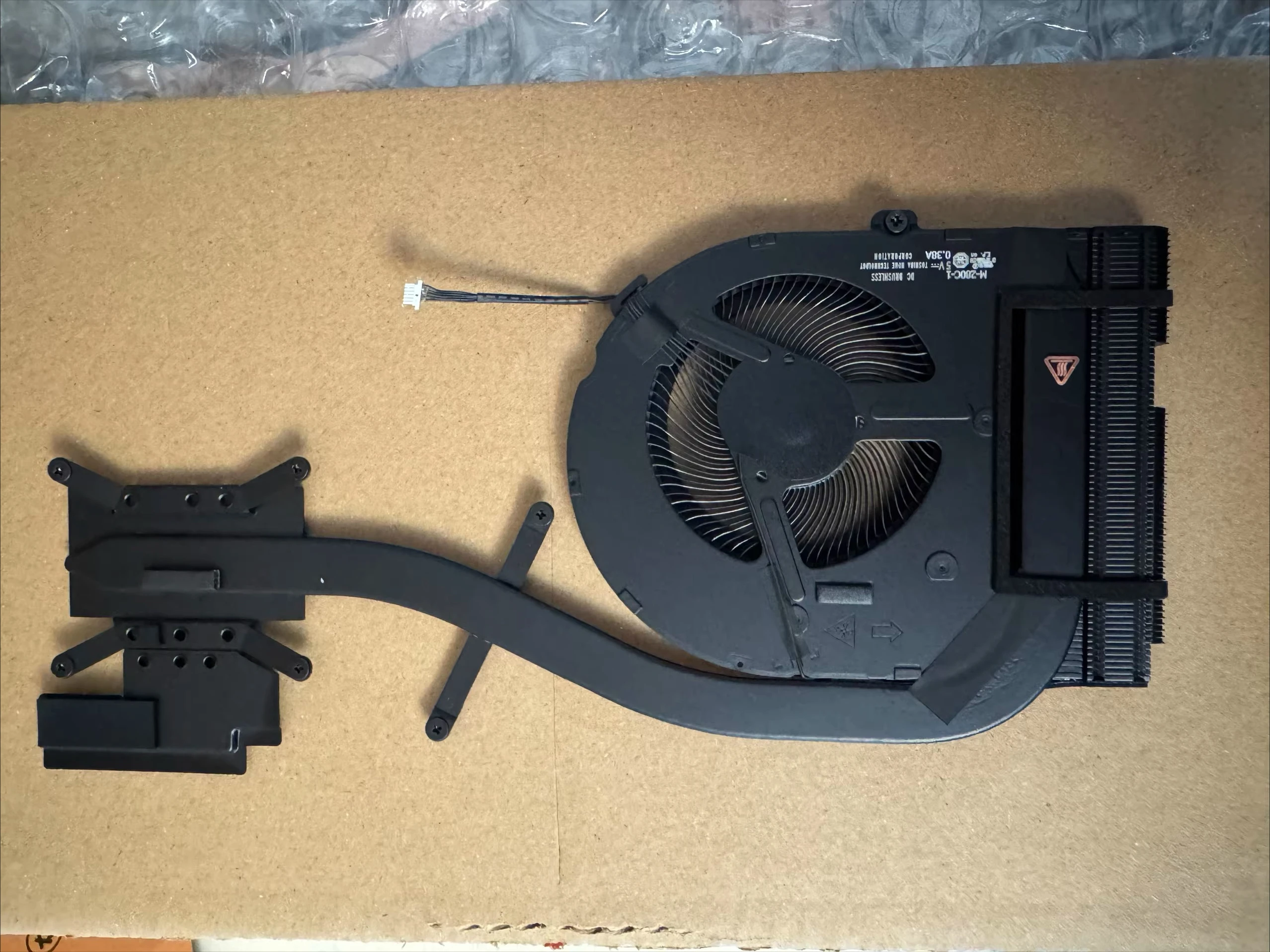 FOR ThinkPad T14 Gen3 Cooling Fan, Heatsink, Integrated Dedicated 5H41B77269 272 275