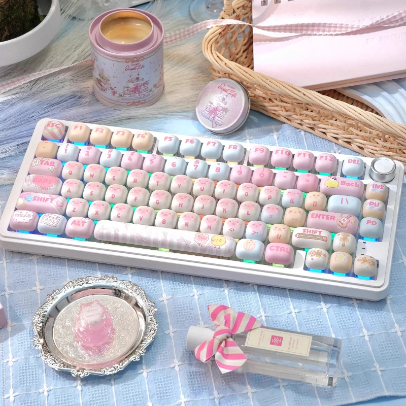 140 Keys Cute MOG Keycaps PBT Keys Gift for Girl Cute MOG Sublimation Mechanical Keyboard for Made68 Mad68 Wooting 60for