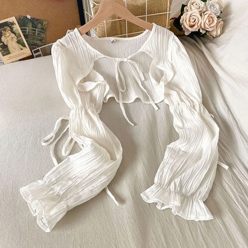 قمصان الجرونج النسائية الصيفية Y2k لعام 2025 ، بلوزات هاراجوكو الصلبة العتيقة ، بلوزات قصيرة مثيرة بأكمام واسعة