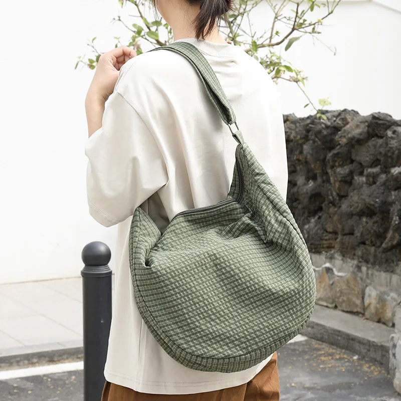 

YIFAN Premium Fabric Shoulder Bag Women's Crossbody Messenger Bag Leisure Versatile Shoulder Hobos Bag High Capacity