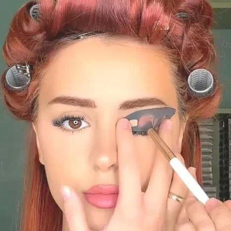 Eyetour Your Glam Bestie Szablon do makijażu oczu dla początkujących Łatwe narzędzie do makijażu oczu