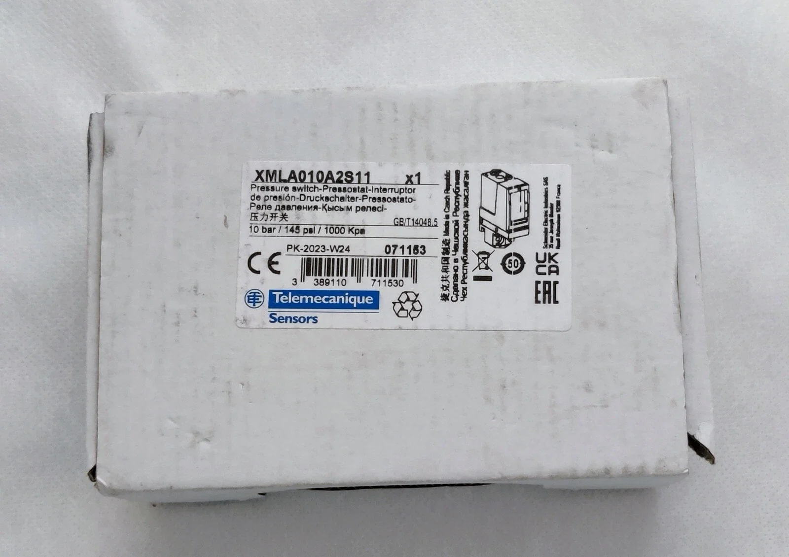 XMLA010A2S11 Pressure switch XMLA 10 bar - fixed scale 1 threshold - 1 C/O