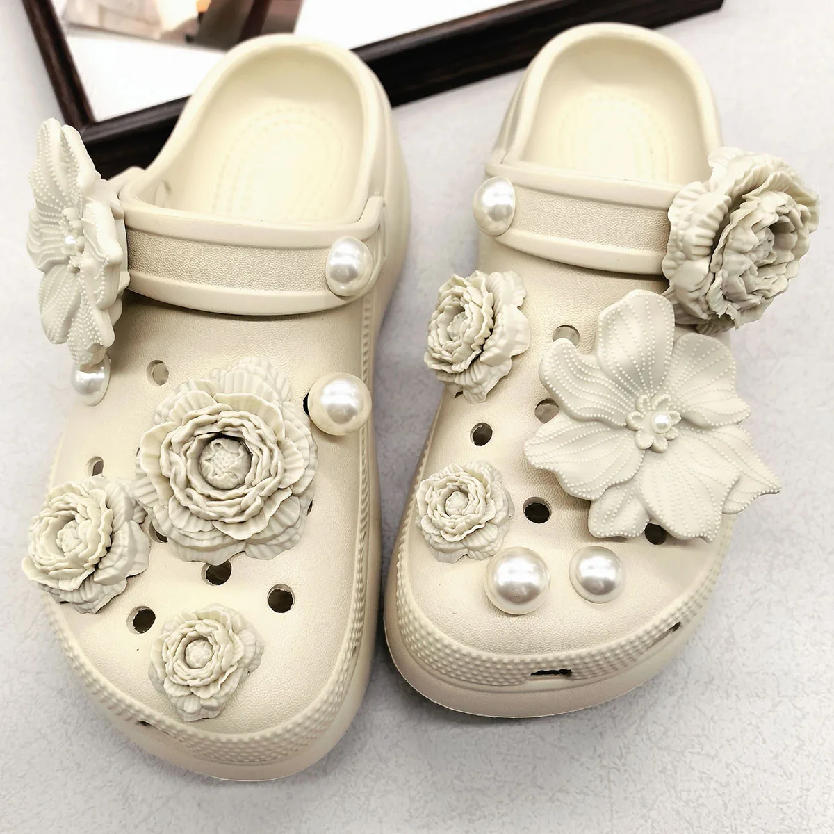 14PCS Sculpted Flower PVC Shoe Charm DIY Decorations 3D Rose Flower Clogs Shoe Buckles Accessories Bling Shoe Clips Ornaments