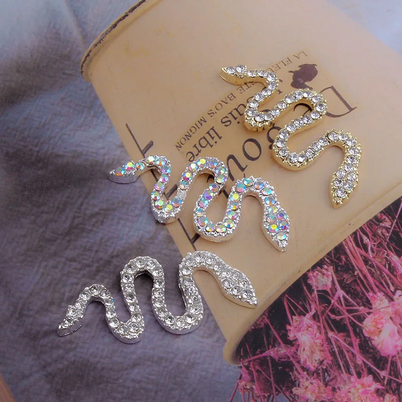 10 個 3D 合金スネークネイルグリッターラインストーンゴールドシルバーストラスダイヤモンド高級スネークネイルアート (30*13 ミリメートル) メタルスネークネイル Jewl *