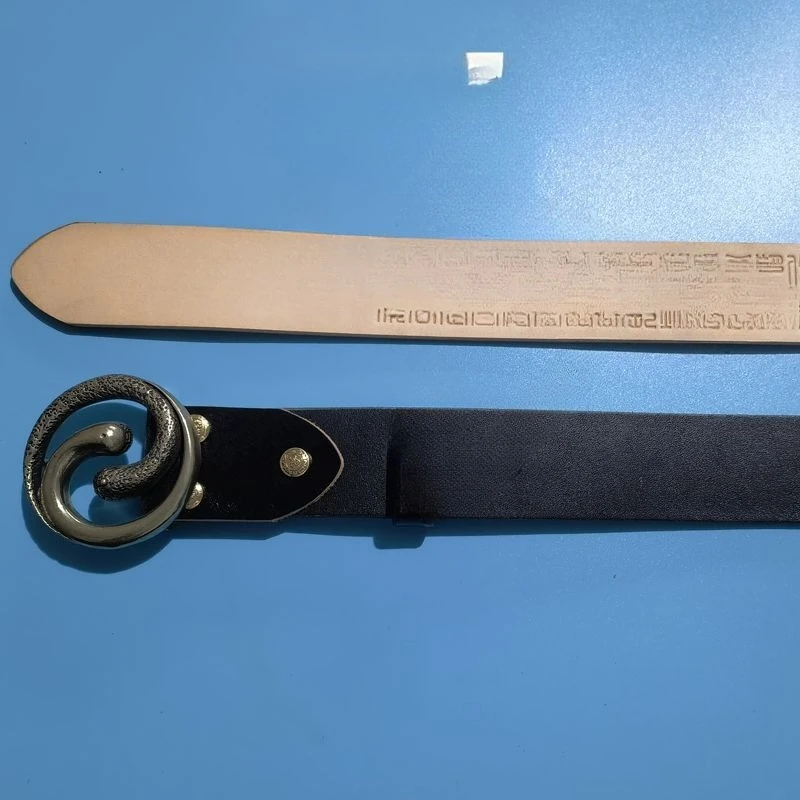 حزام الحزام المتوحش، هدية عيد ميلاد عيد الحب من الجلد الراقية #6